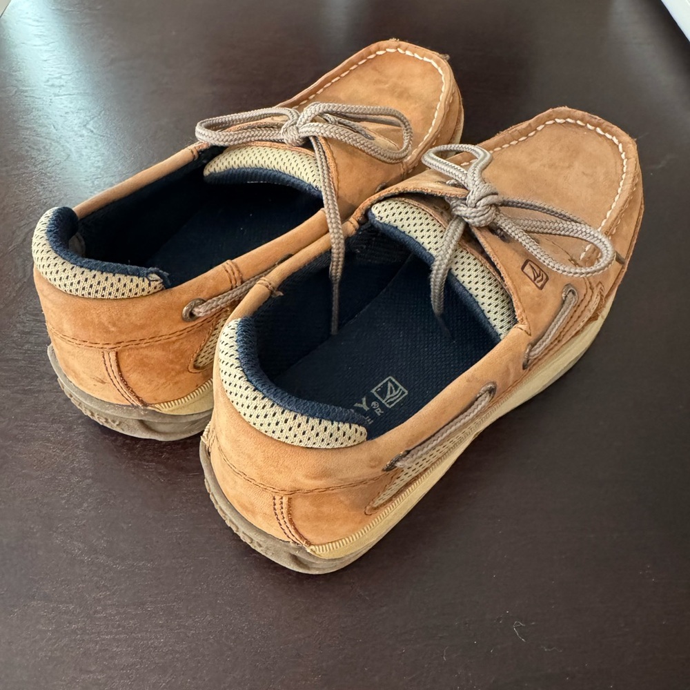 Sperry Topsider Boys. Lanyard Boys. 4 EUC - Picture 3 of 7